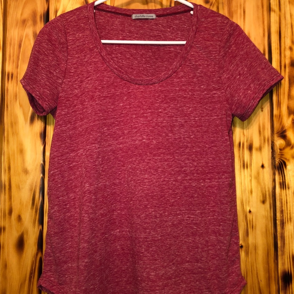 Women’s Heather Red Charlotte Russe Tee Size M